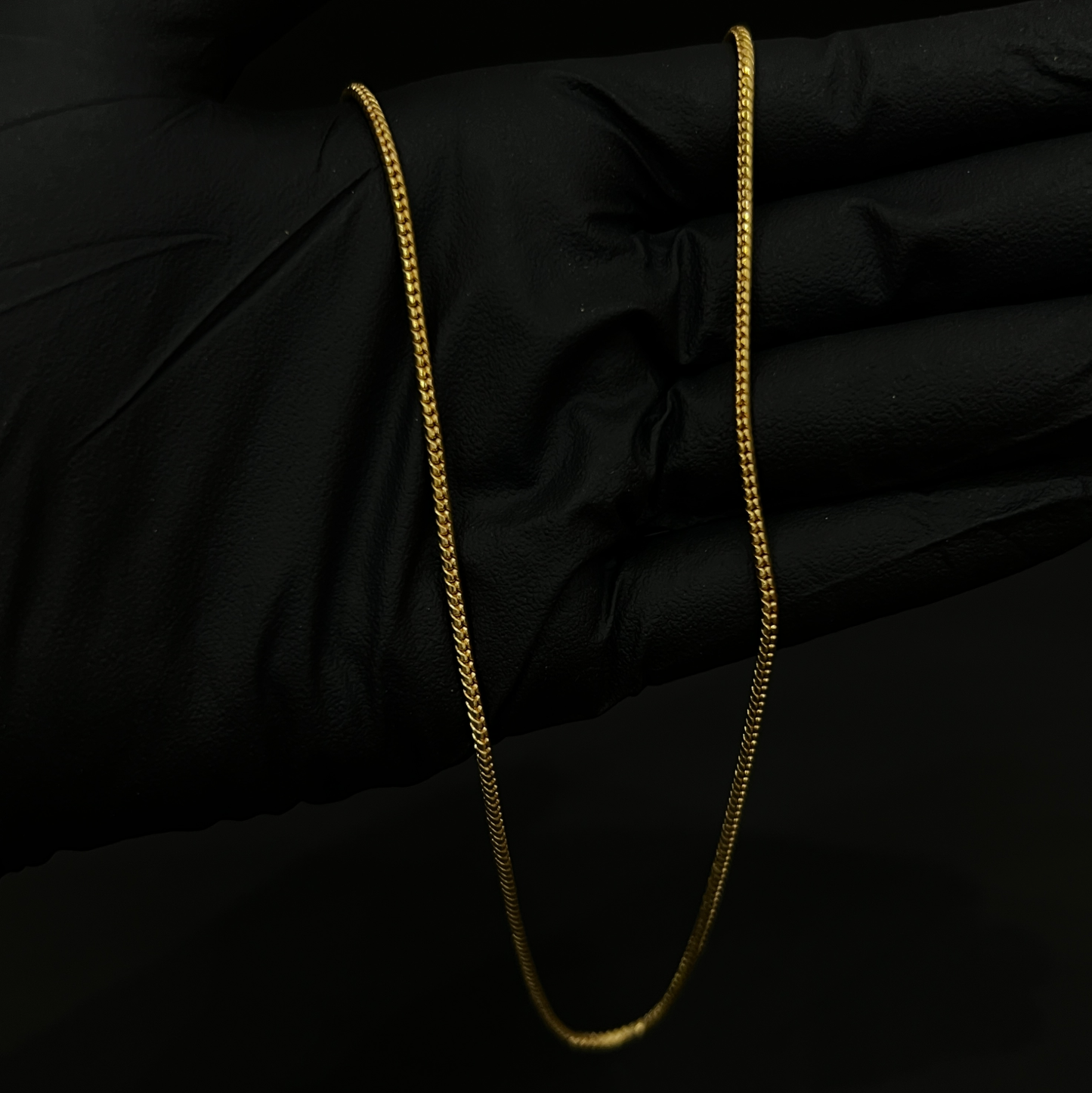 Replicon sleek slate chain
