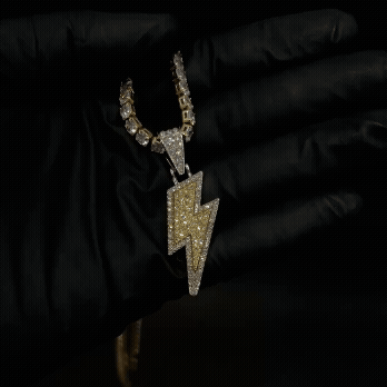 Eclipse pendant with chain