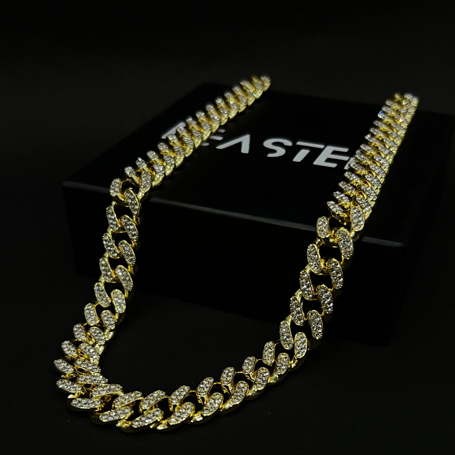 Versach Iced out cuban prism chain