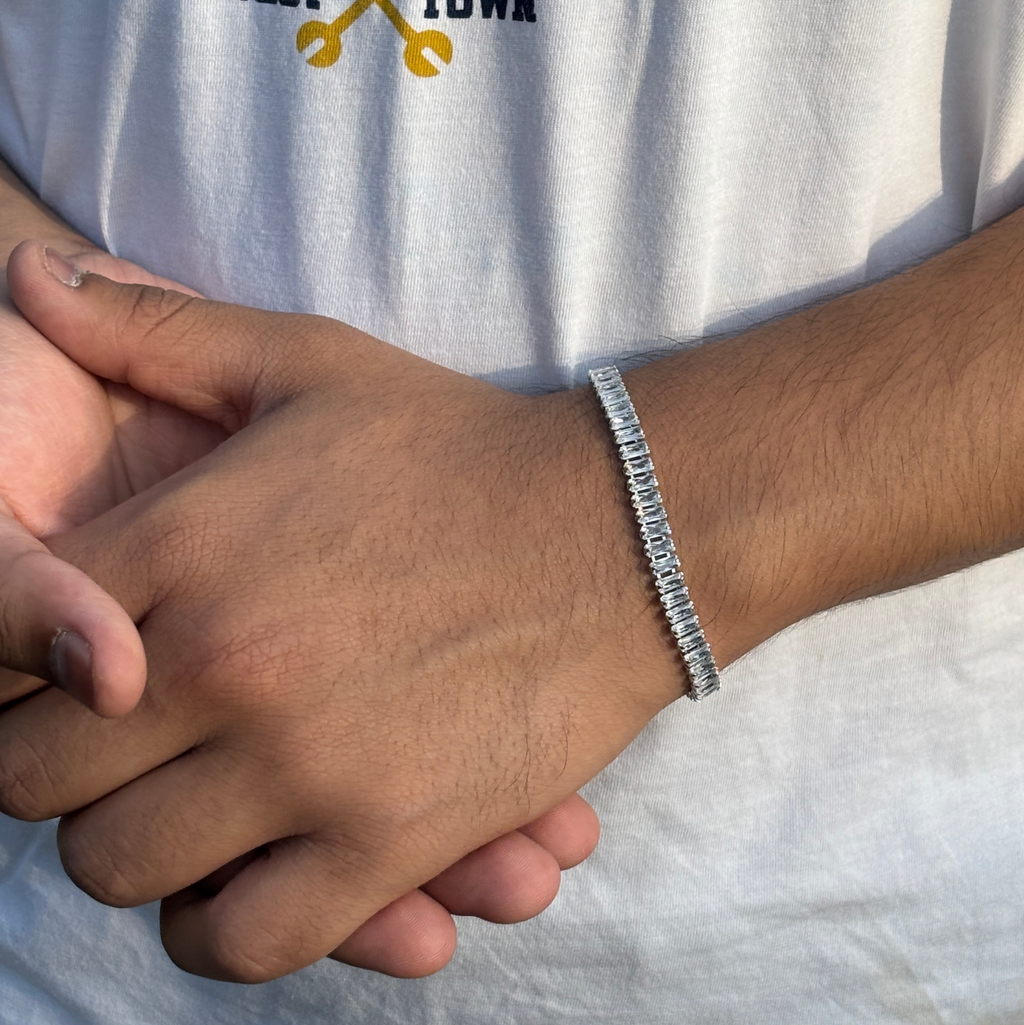 Kelvin Iced Hunk Bracelet