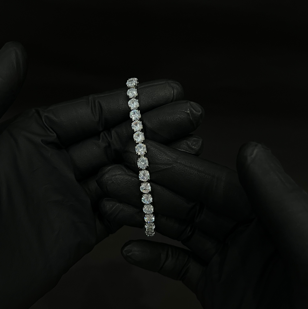 Grippin Sapphire  Iced Sleek Bracelet