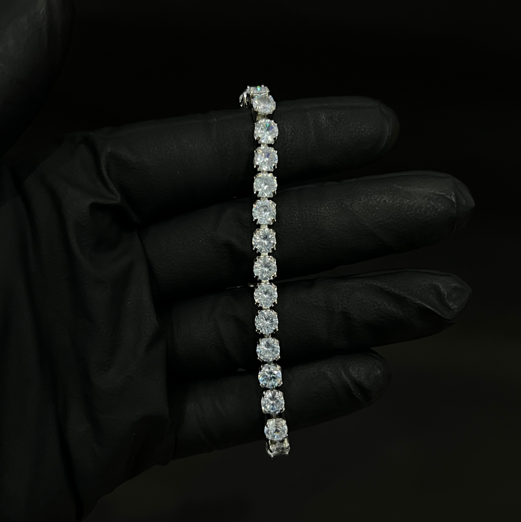 Grippin Sapphire  Iced Sleek Bracelet