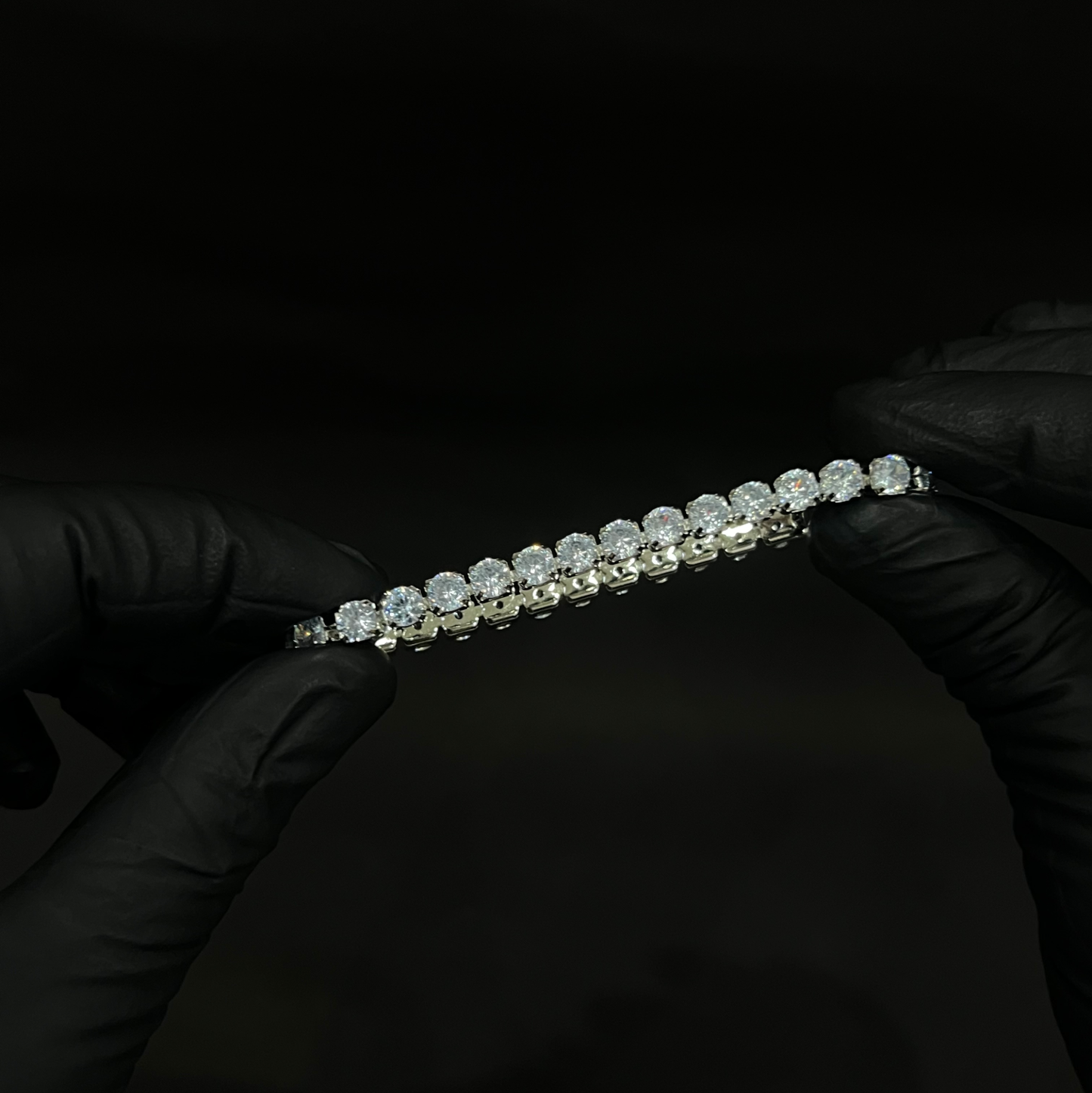 Grippin Sapphire  Iced Sleek Bracelet